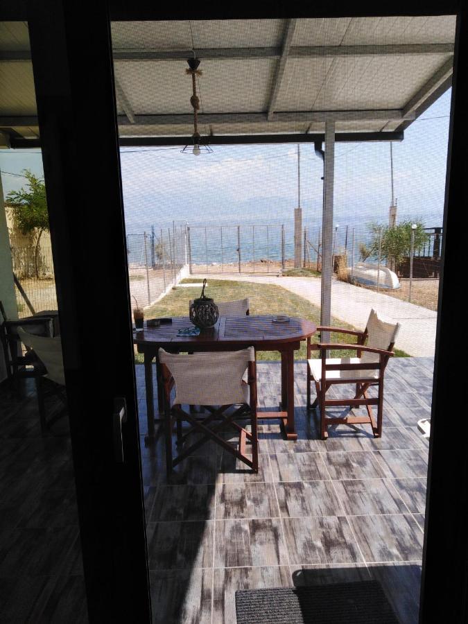 Σπίτι Με Σοφίτα Μπροστά Στη Θάλασσα Villa Trápeza Eksteriør billede