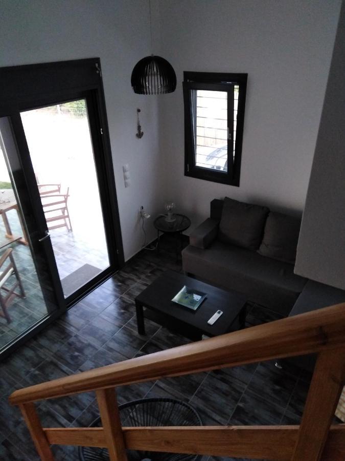 Σπίτι Με Σοφίτα Μπροστά Στη Θάλασσα Villa Trápeza Eksteriør billede